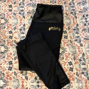 Chestee brand leggings